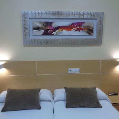Pension Urumea San Sebastián Exteriör bild