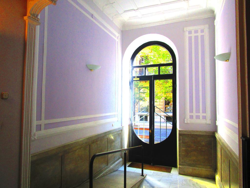 Pension Urumea San Sebastián Exteriör bild