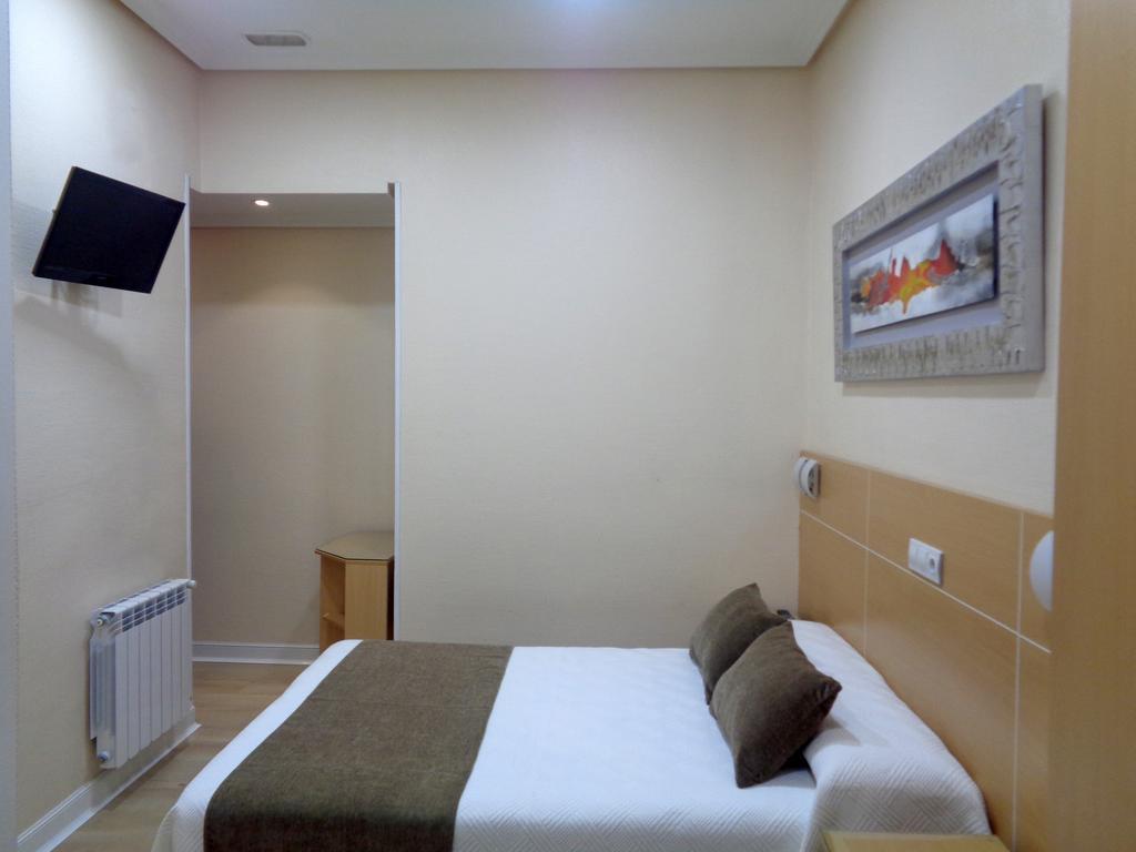 Pension Urumea San Sebastián Exteriör bild