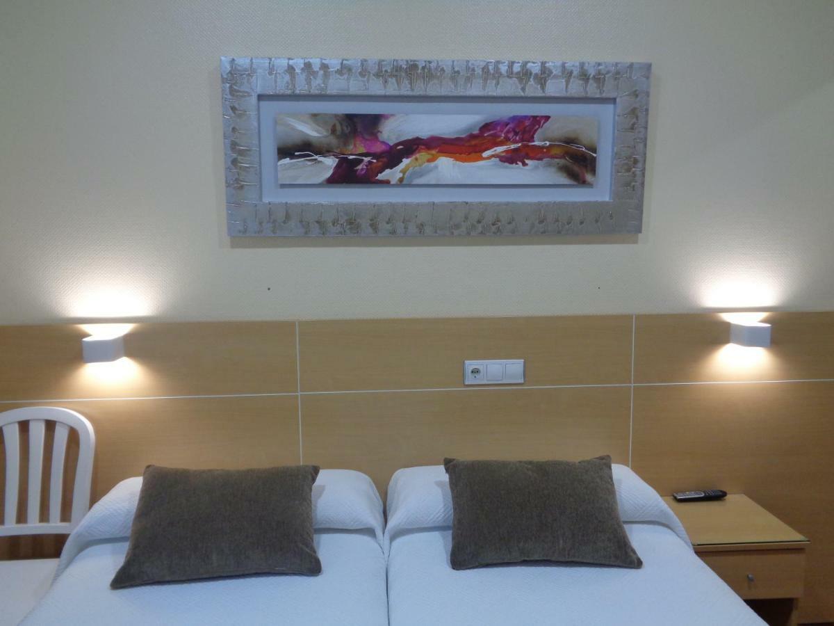 Pension Urumea San Sebastián Exteriör bild
