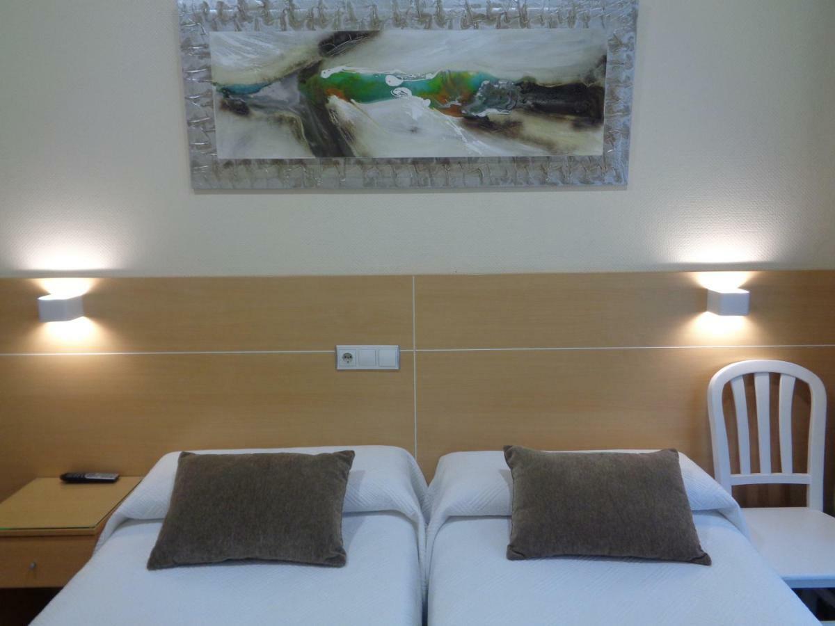 Pension Urumea San Sebastián Exteriör bild